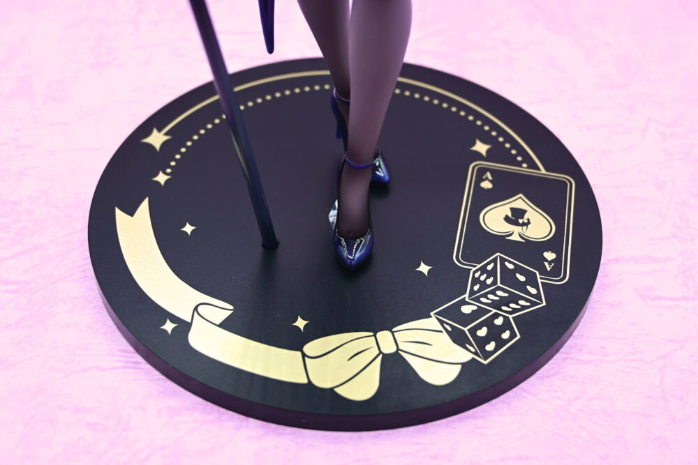 フィギュアのベース部分